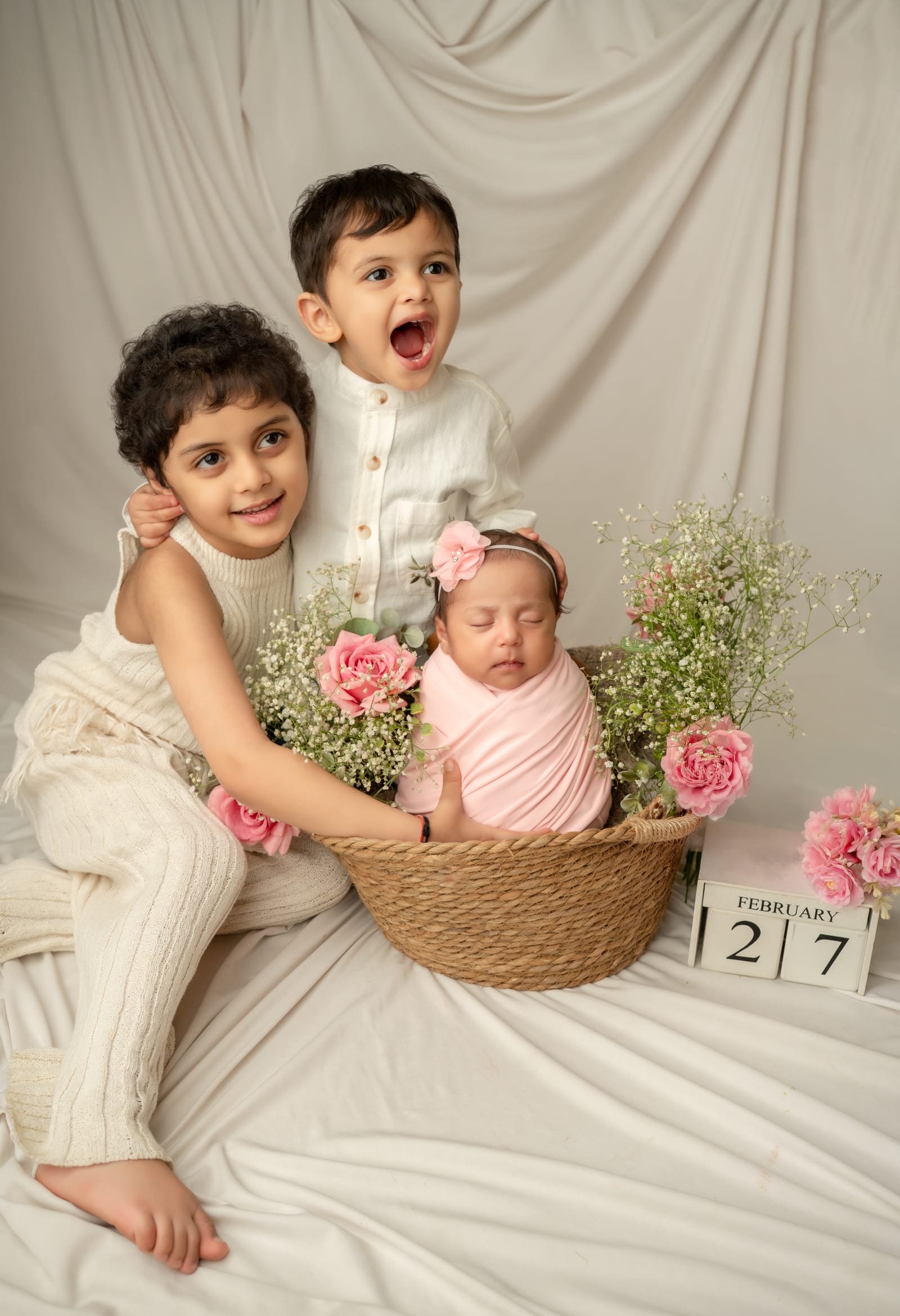 Newborn, Impact Photo Studio