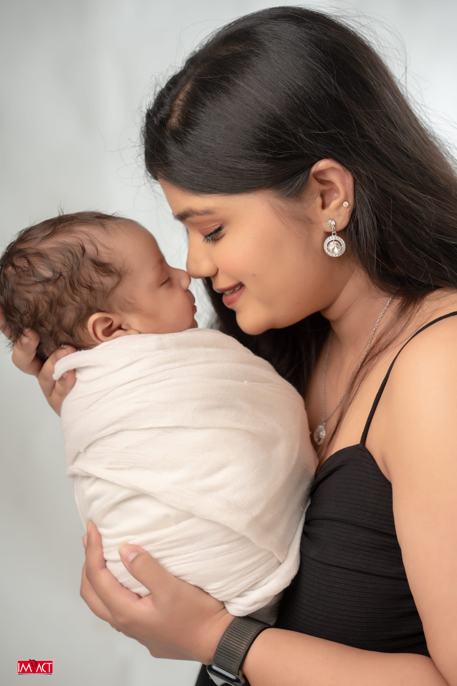 Newborn, Impact Photo Studio